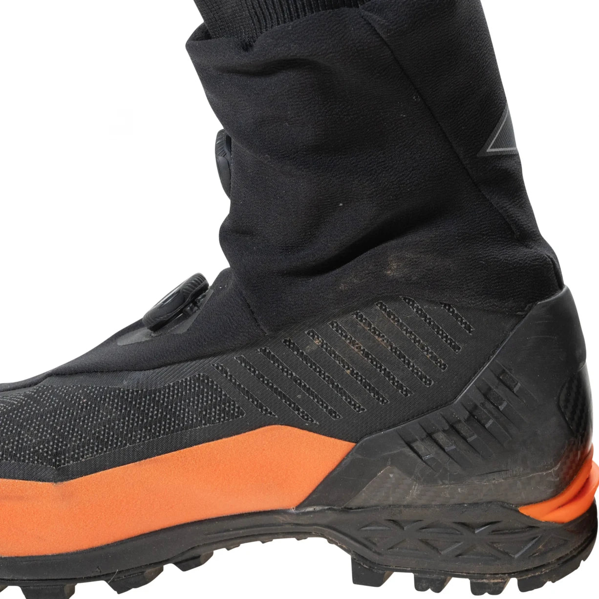44.0Black/Orange