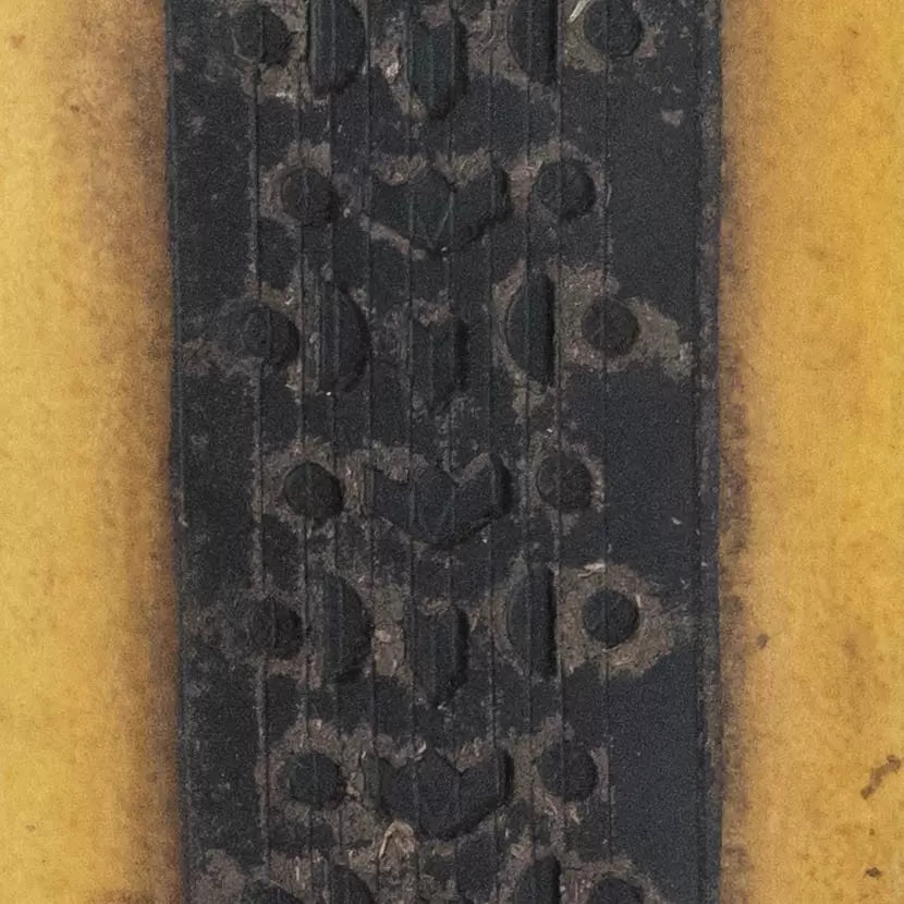 700 x 38cYellow/Black