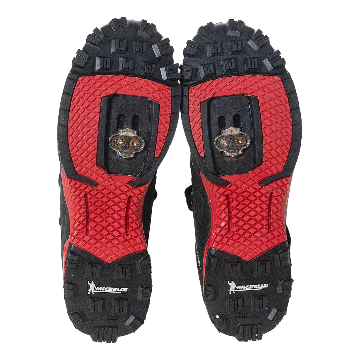44.0Black / Red