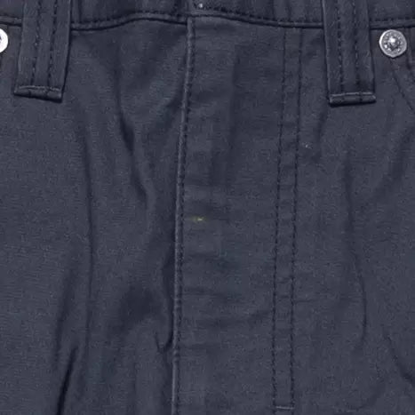 32Black