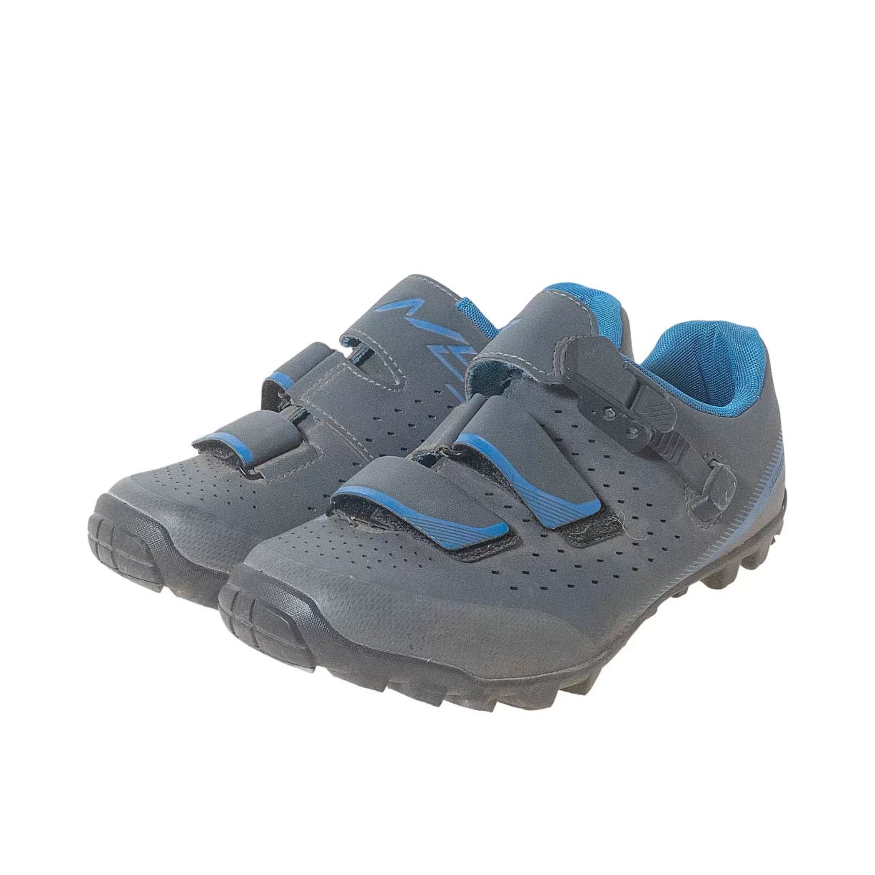 39.0Gray/Blue