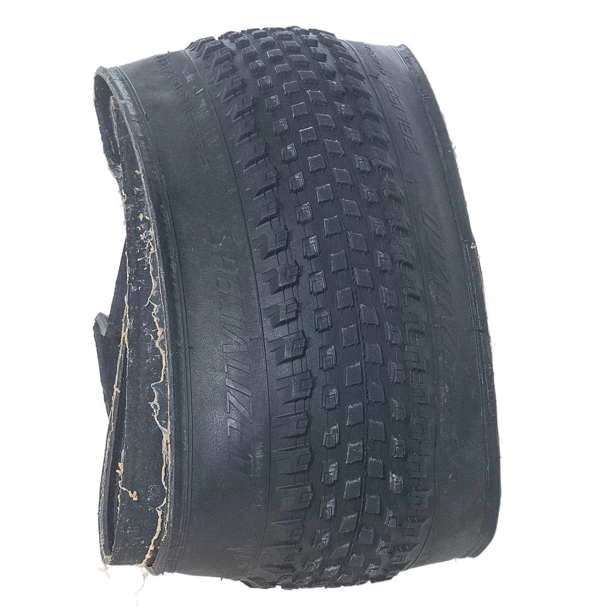 29x2.35Black