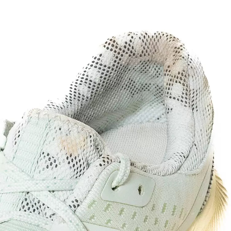 10Light Blue