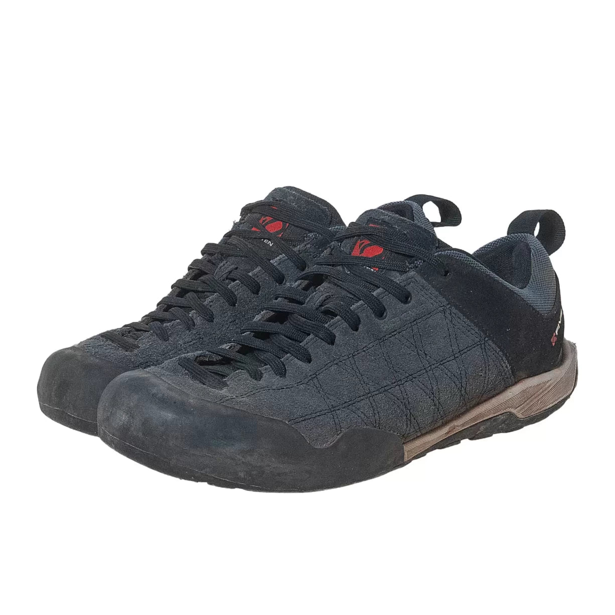 9.5Black