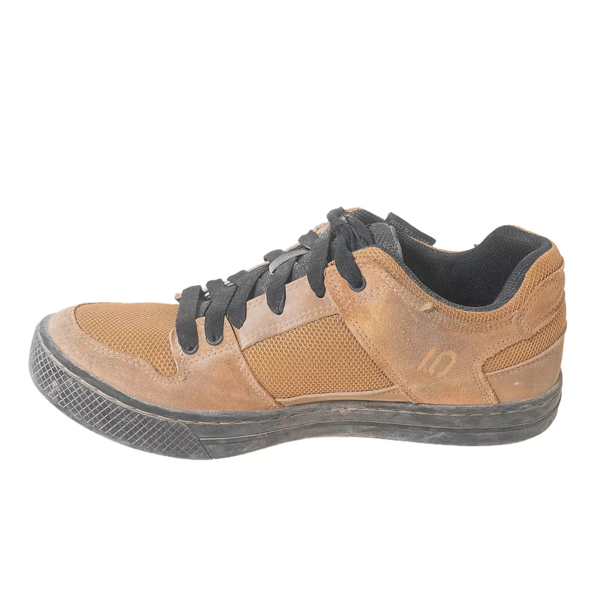 9.5Brown