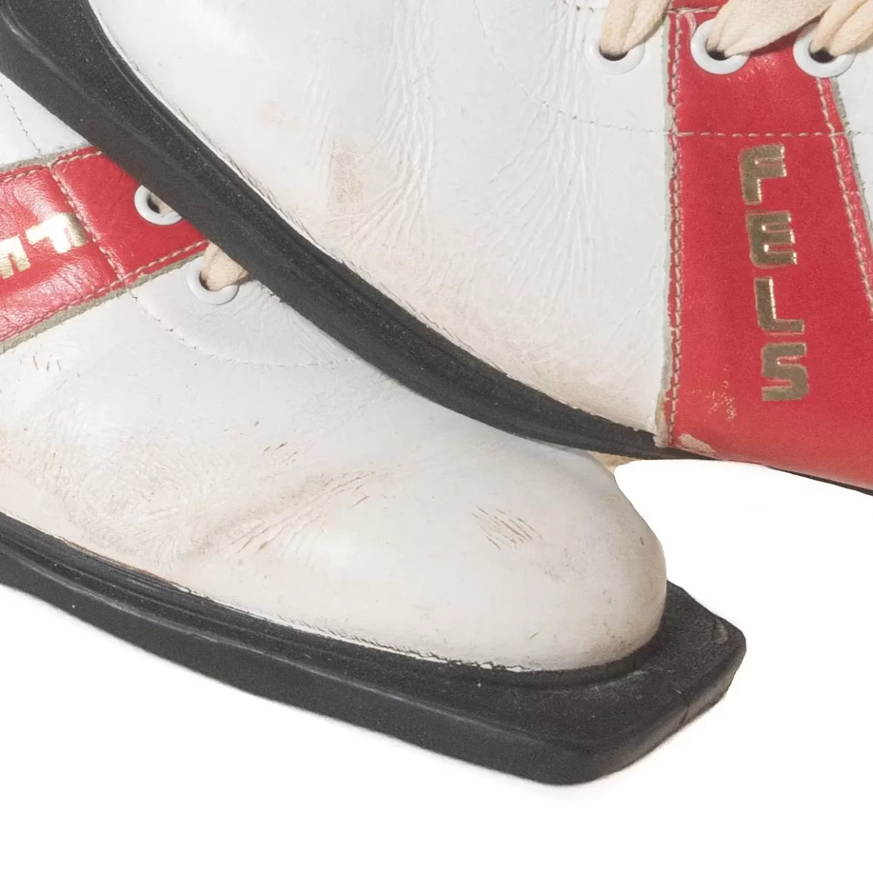 8White/Red