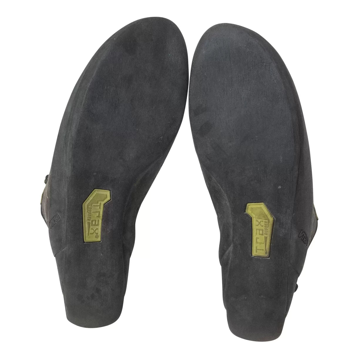 44.0Black/Green