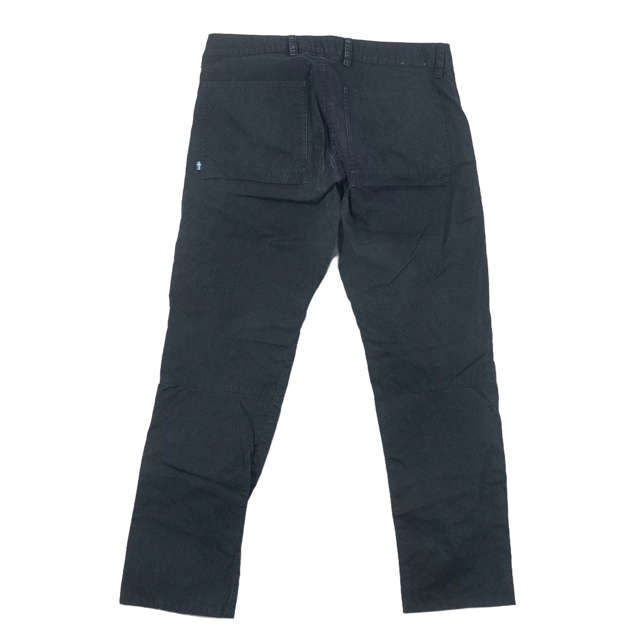 32Black