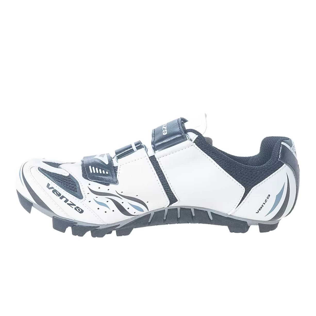 8Black/White