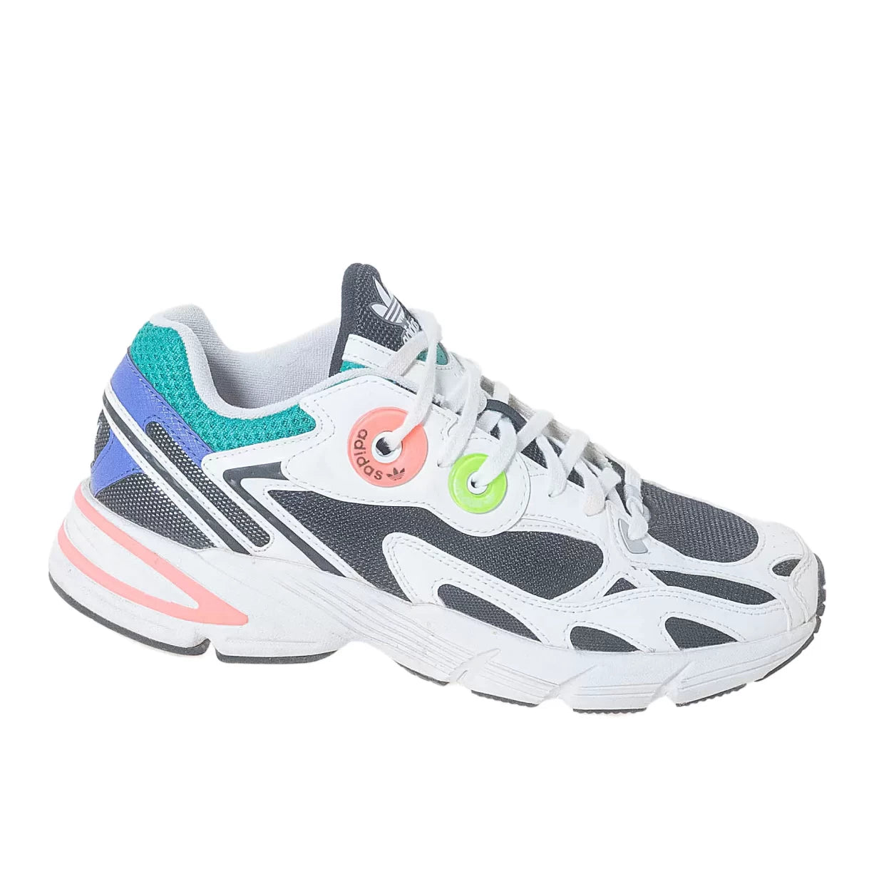 8White/Black