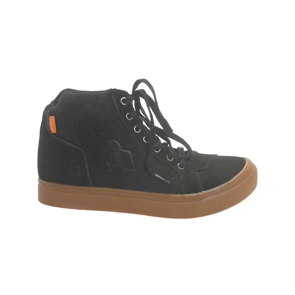 8Black