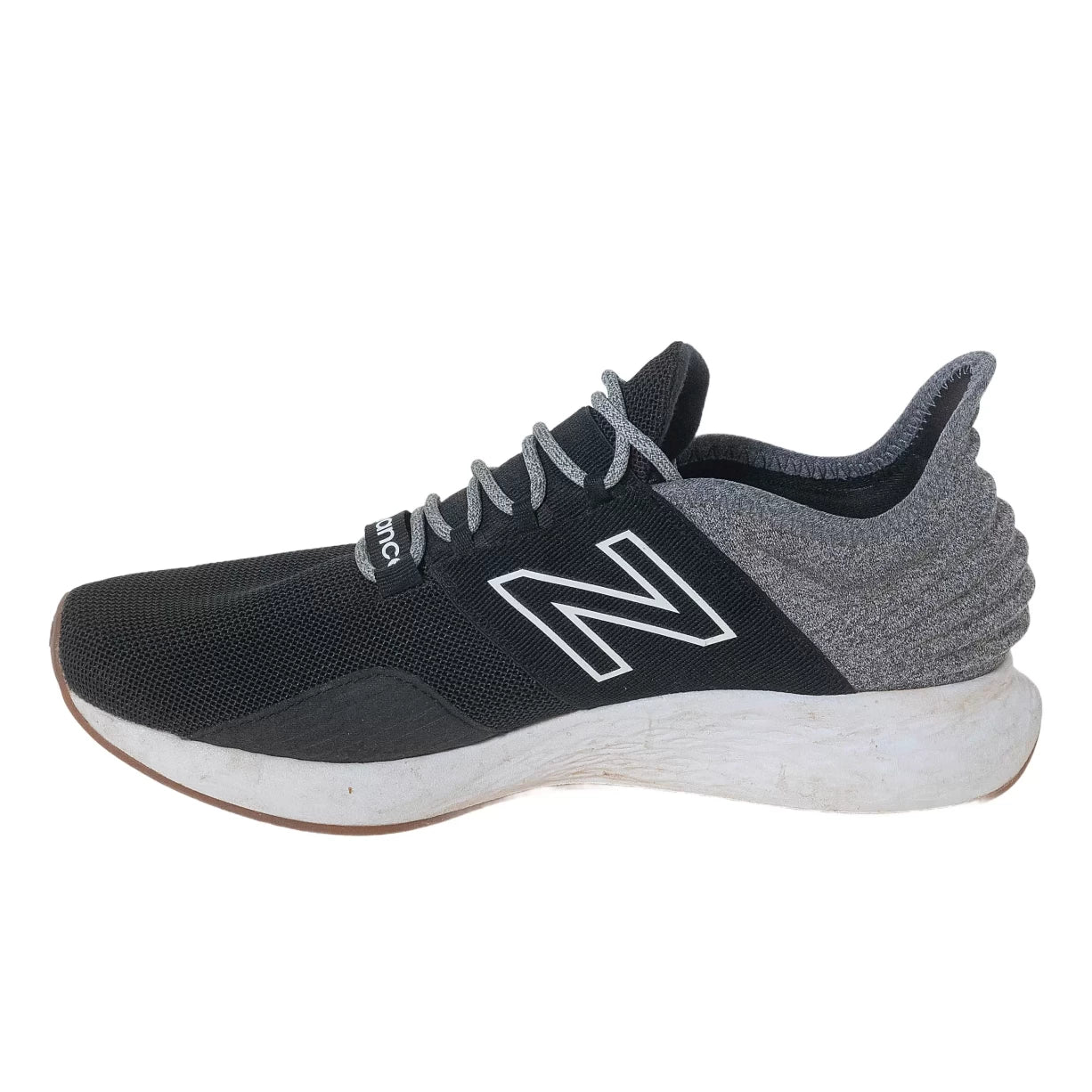 9.5Black/White
