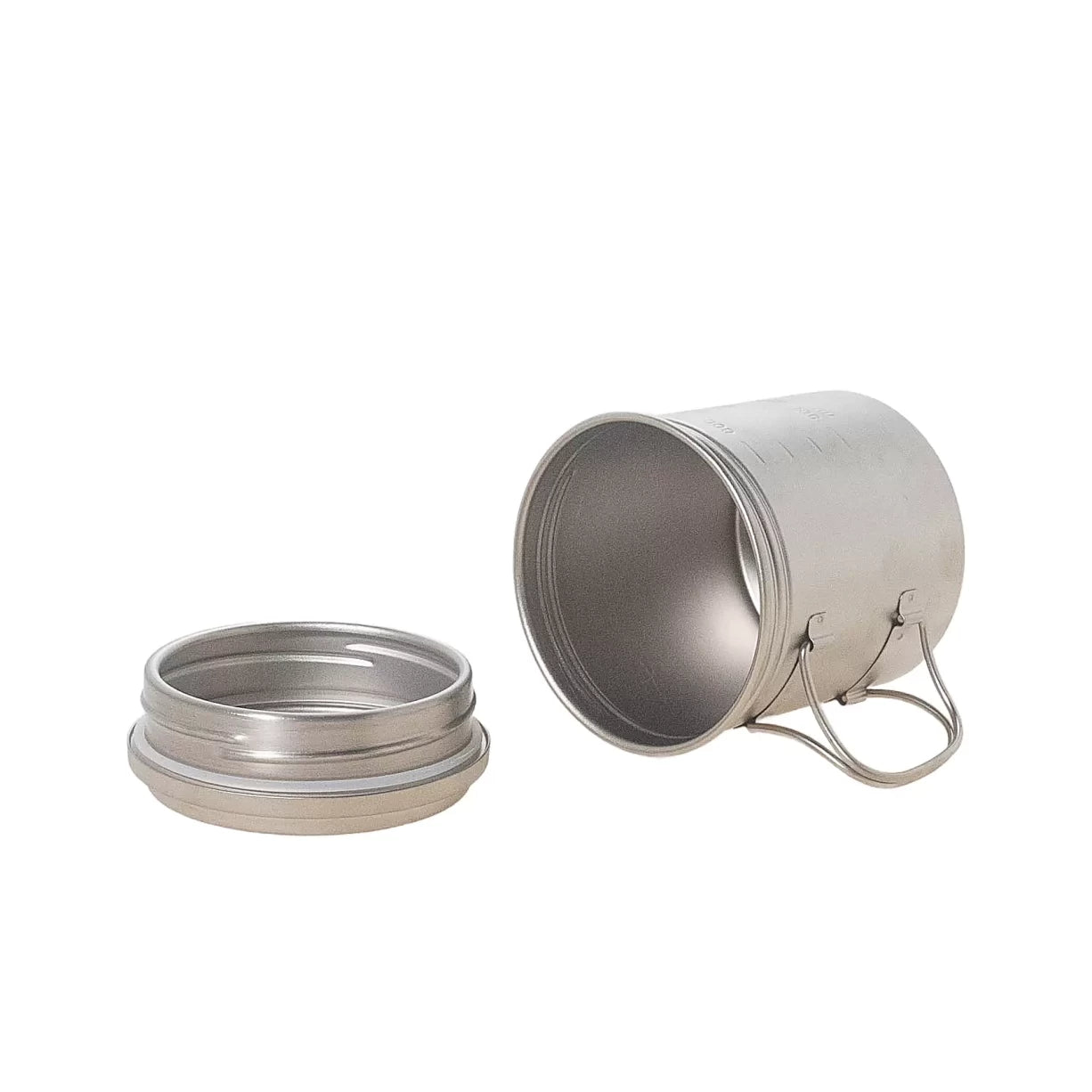 700mLTitanium