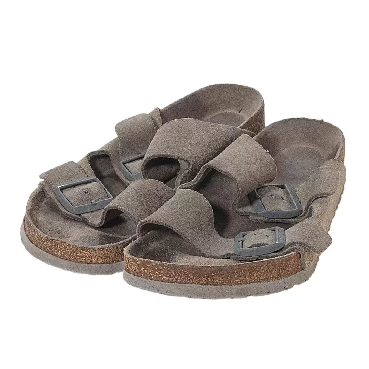 Estimated 9-9.5Taupe