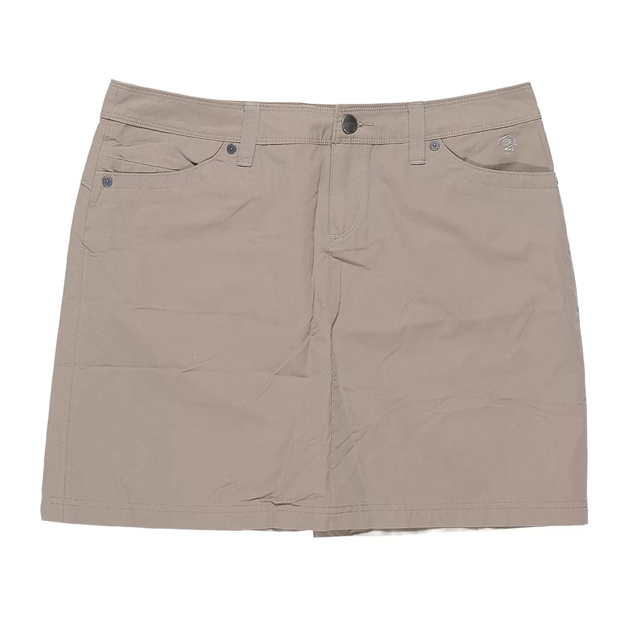 8Tan