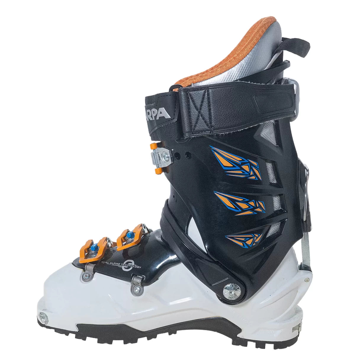 26White/Orange
