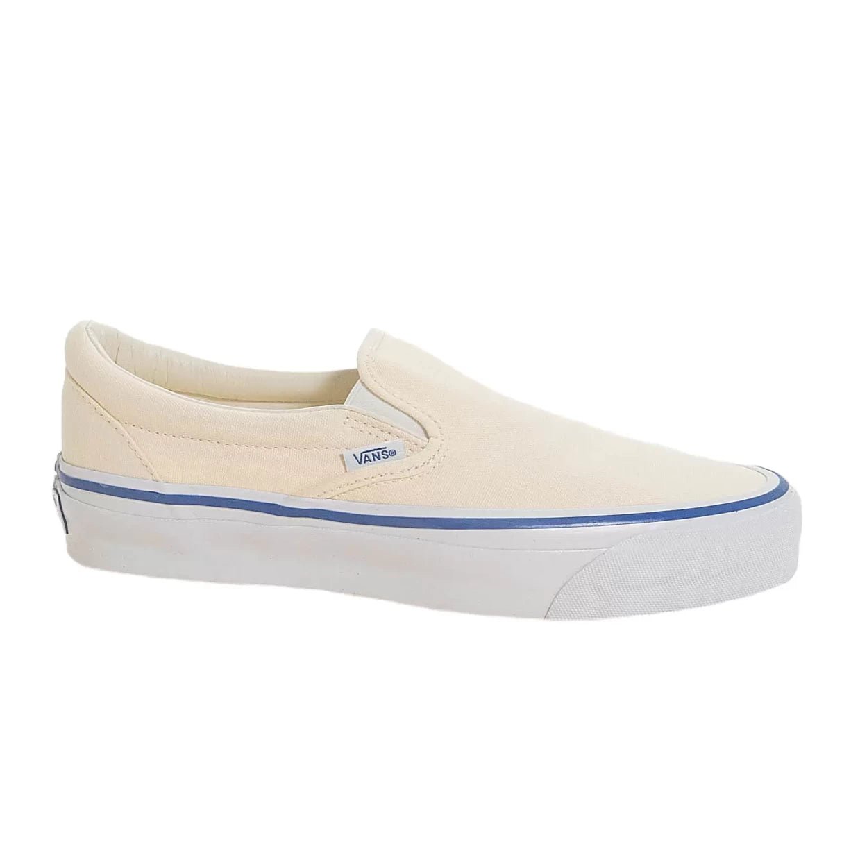 39.0White
