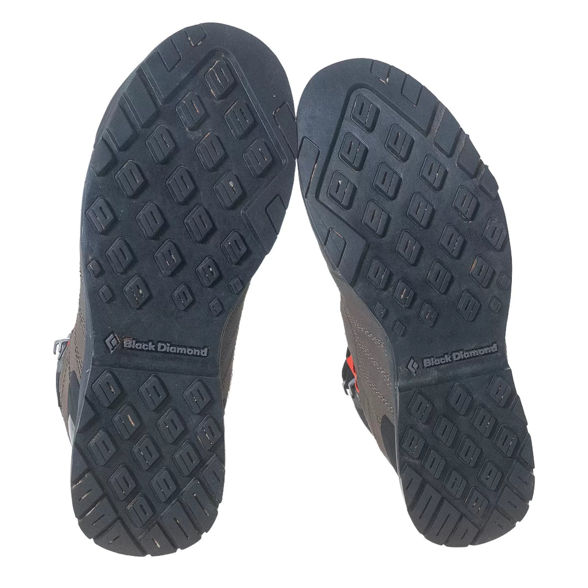 9Black/Brown