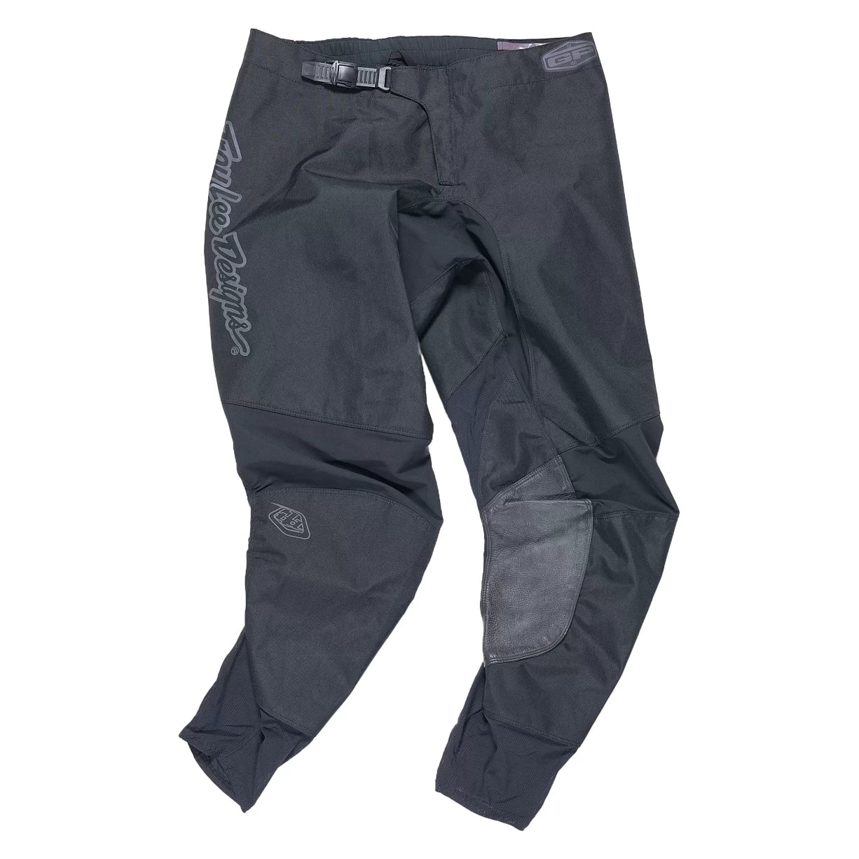 8Black
