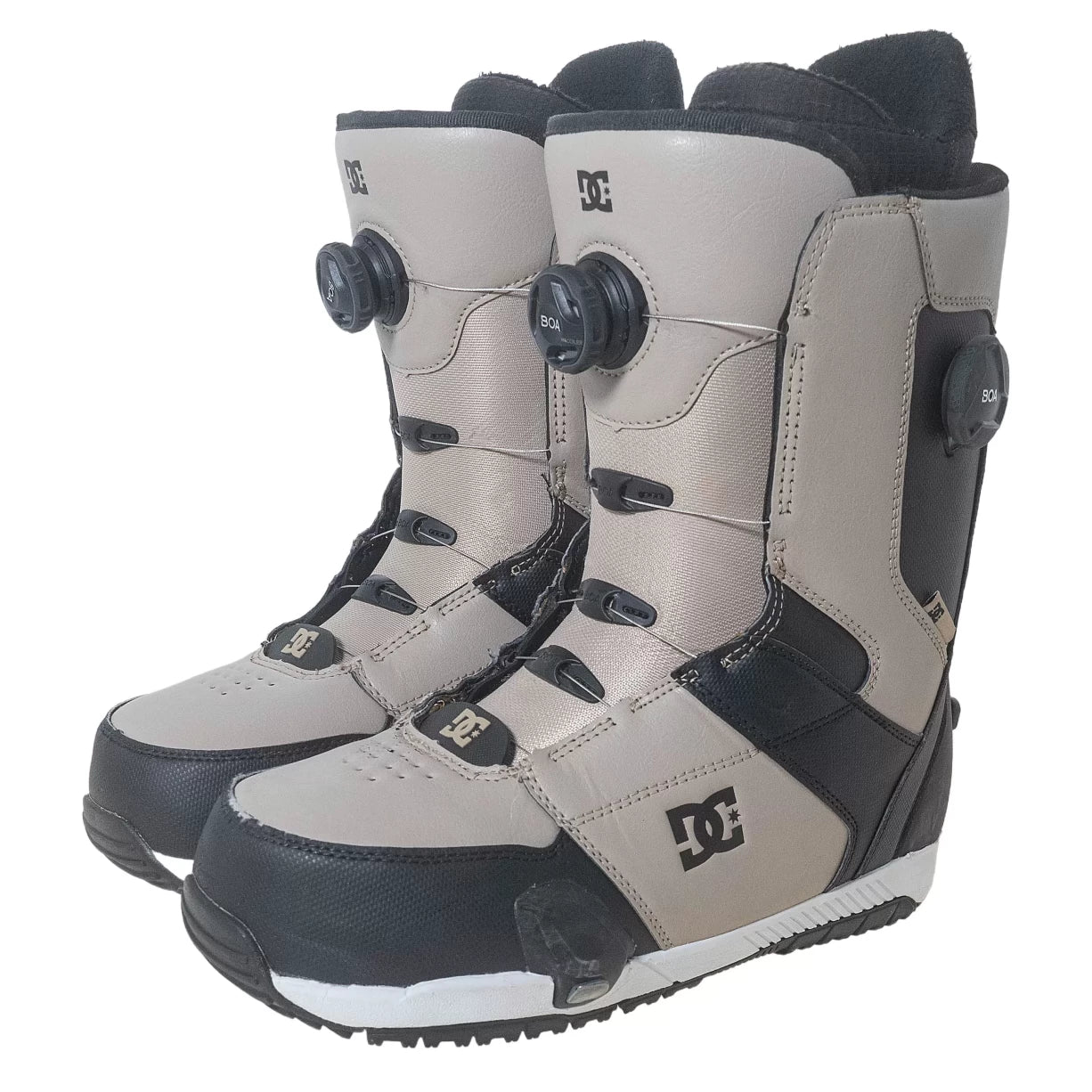 13Tan/Black