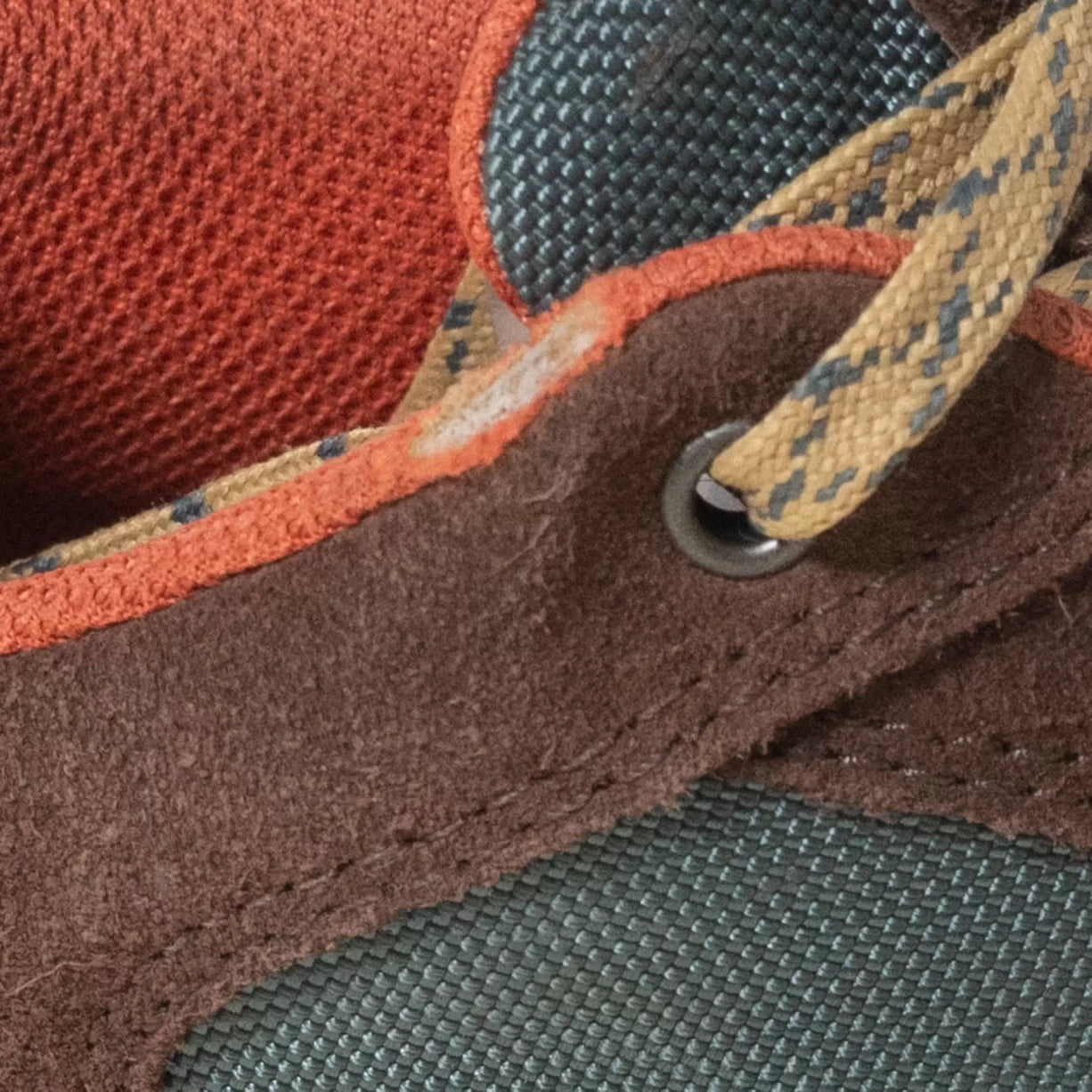 12Brown/Blue