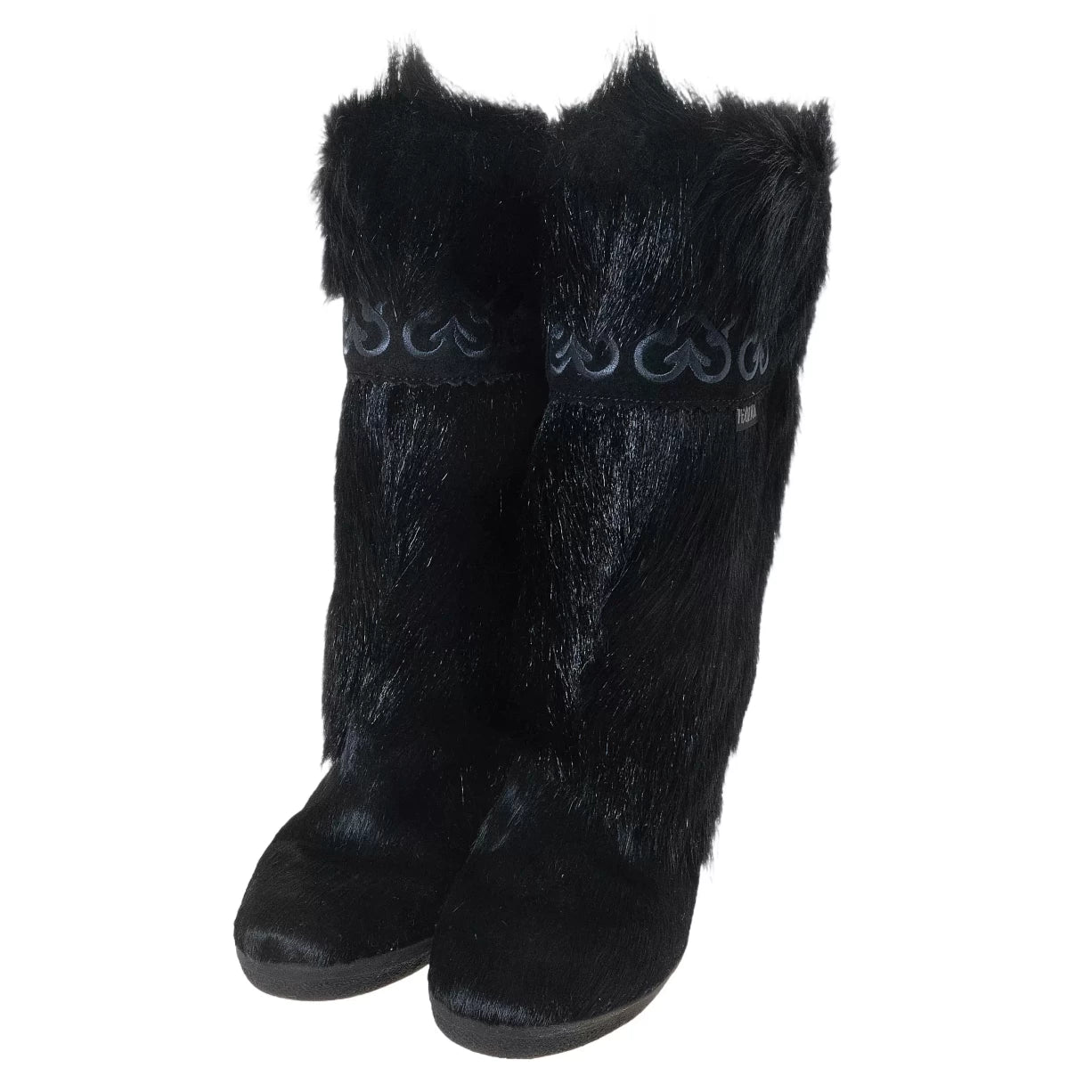 39.0Black