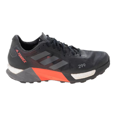 9Black / Red