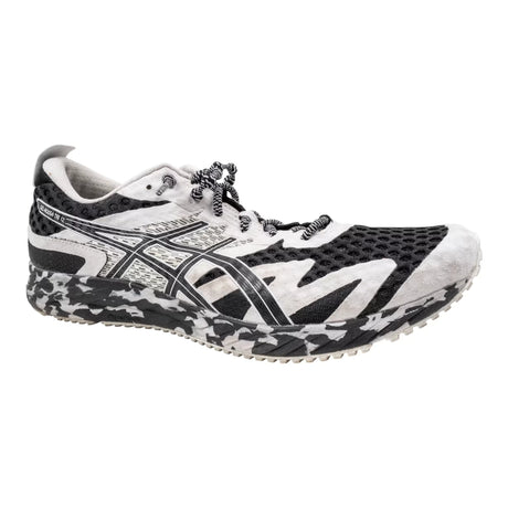8.5Black/White