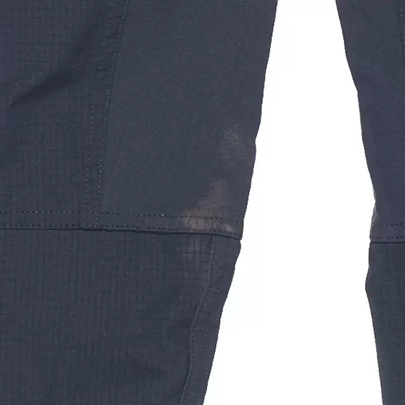 16Black