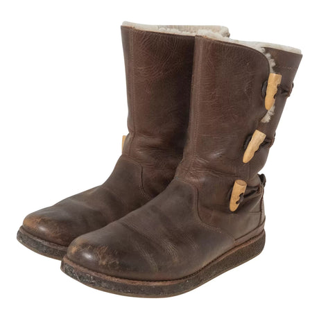 8Brown
