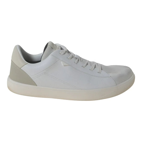 11White