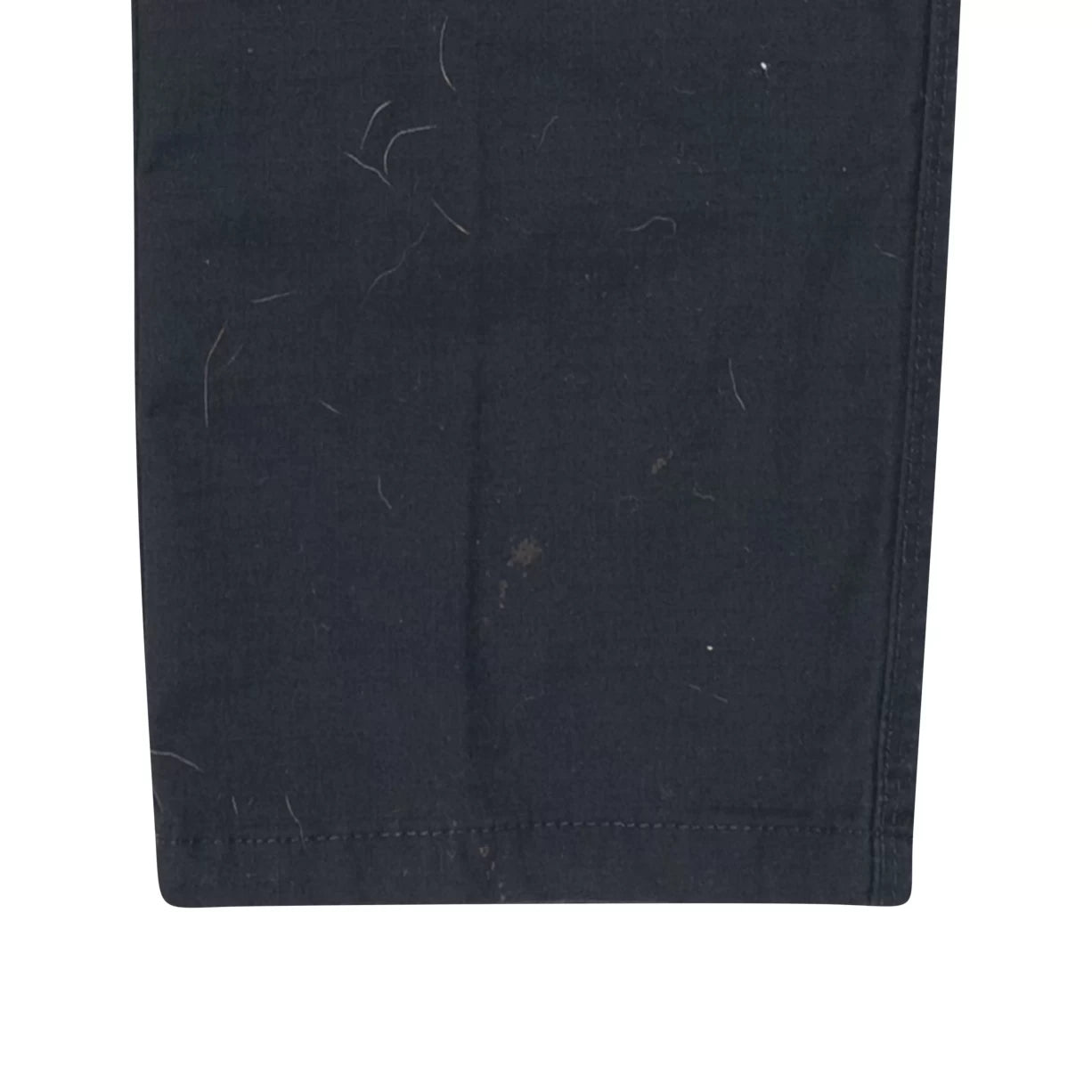 32" x 30"Black