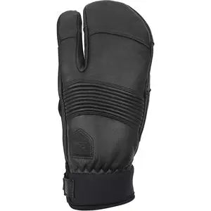 8Black/Black