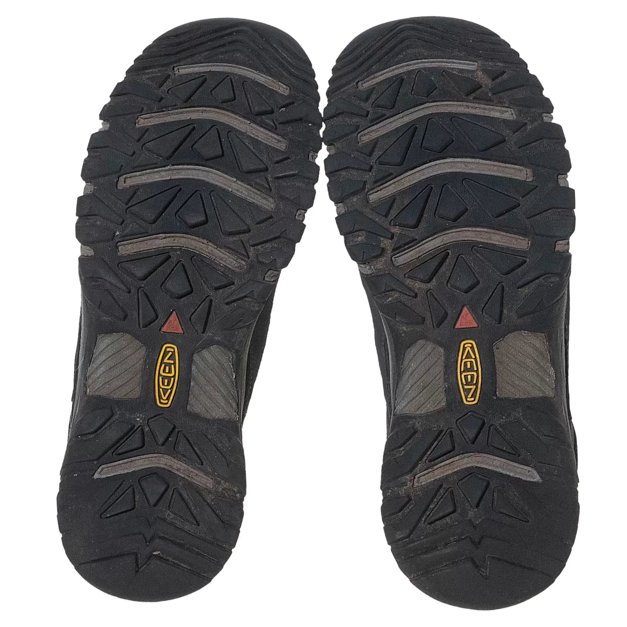 13Dark Gray