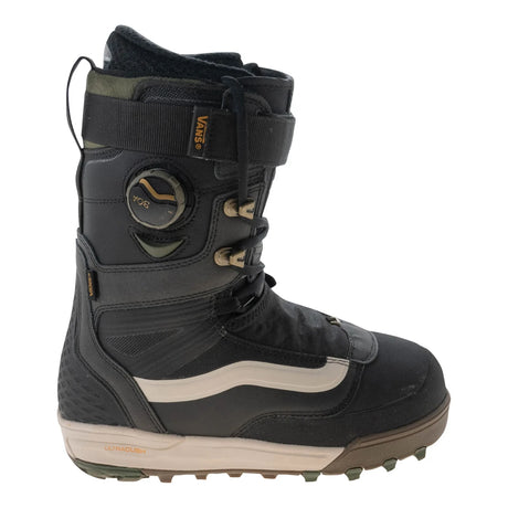 8Black/Olive