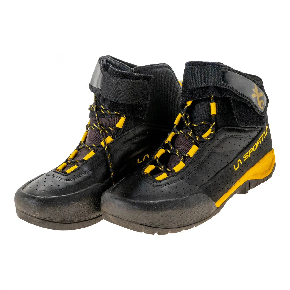 44.0Black / Yellow