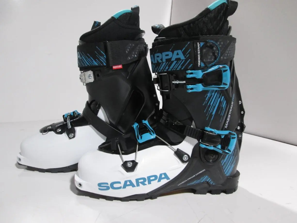 28.5White/Black/Azure