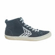 13Black/White