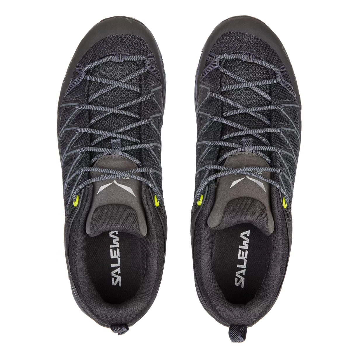 12Black/Black