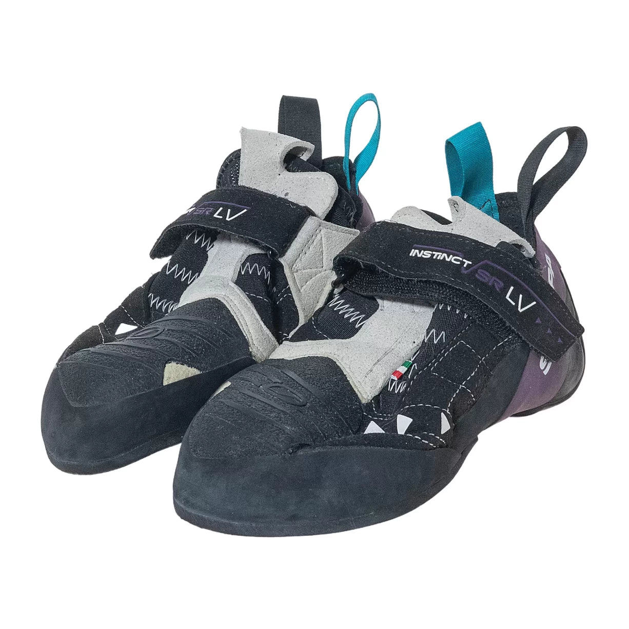 39.0Black