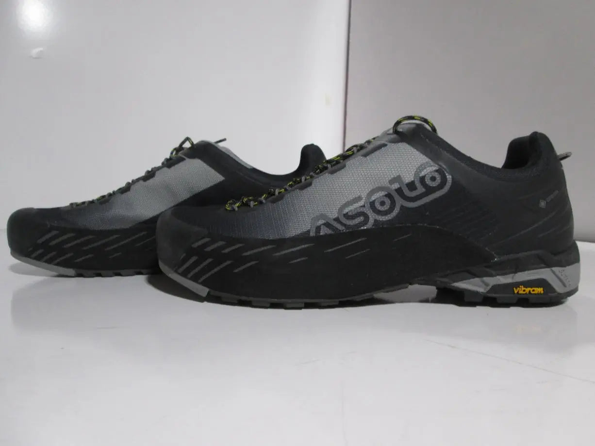11Black/Grey