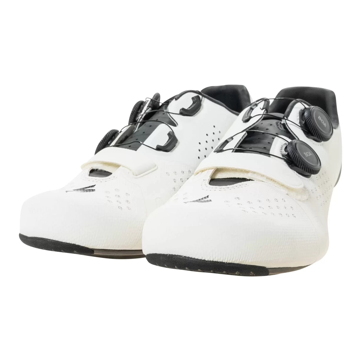 44.5White/Black