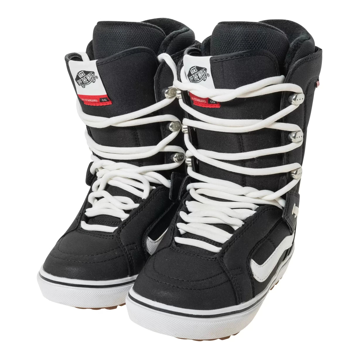 8Black/White