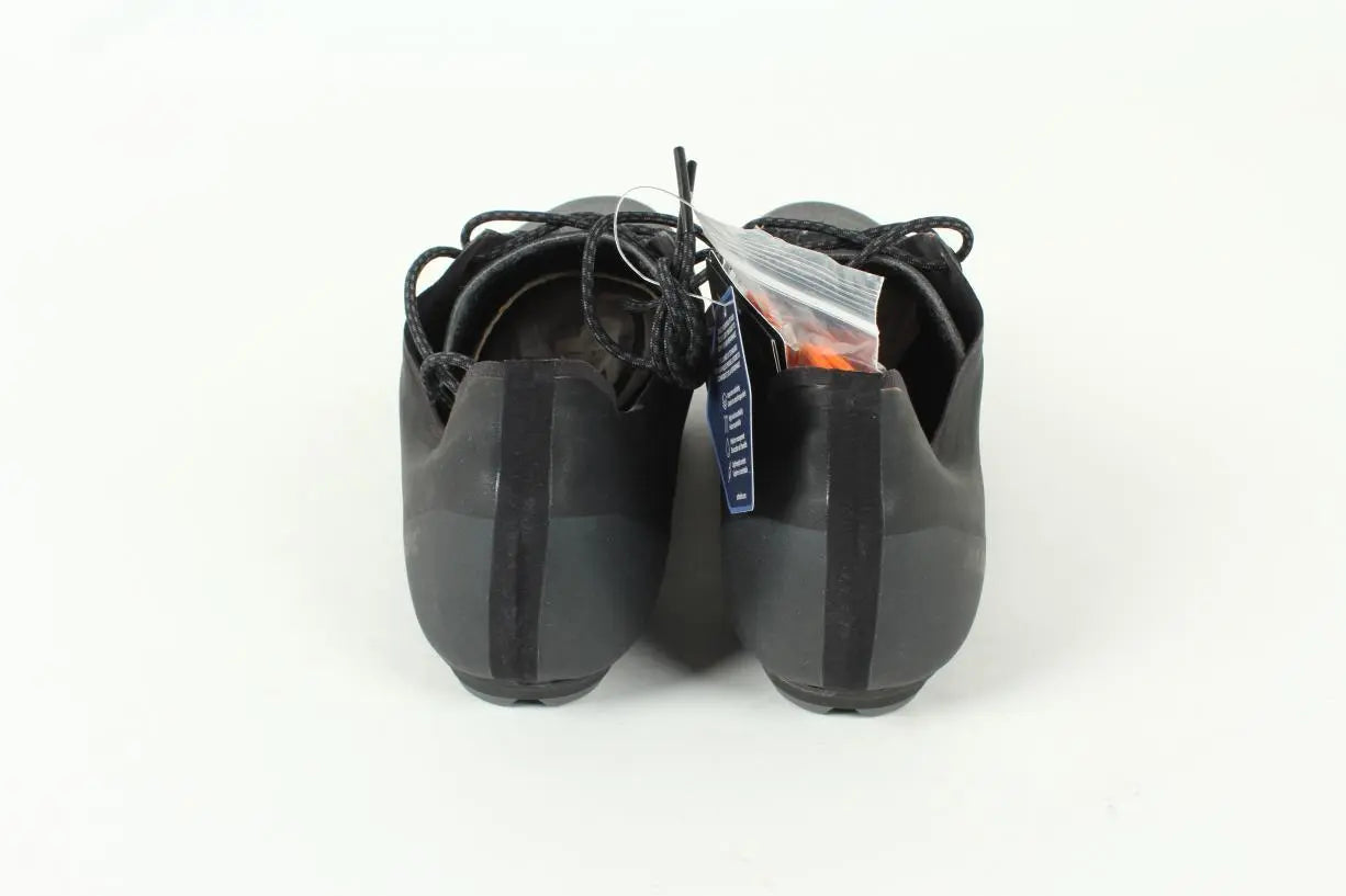 11.5Black/Magnet/Black