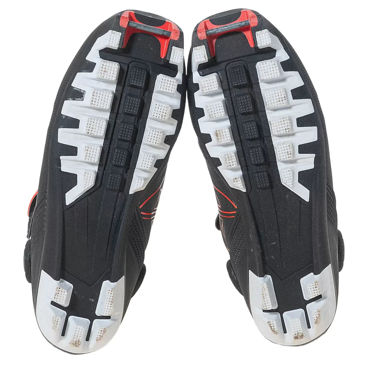 39.0Black/Red