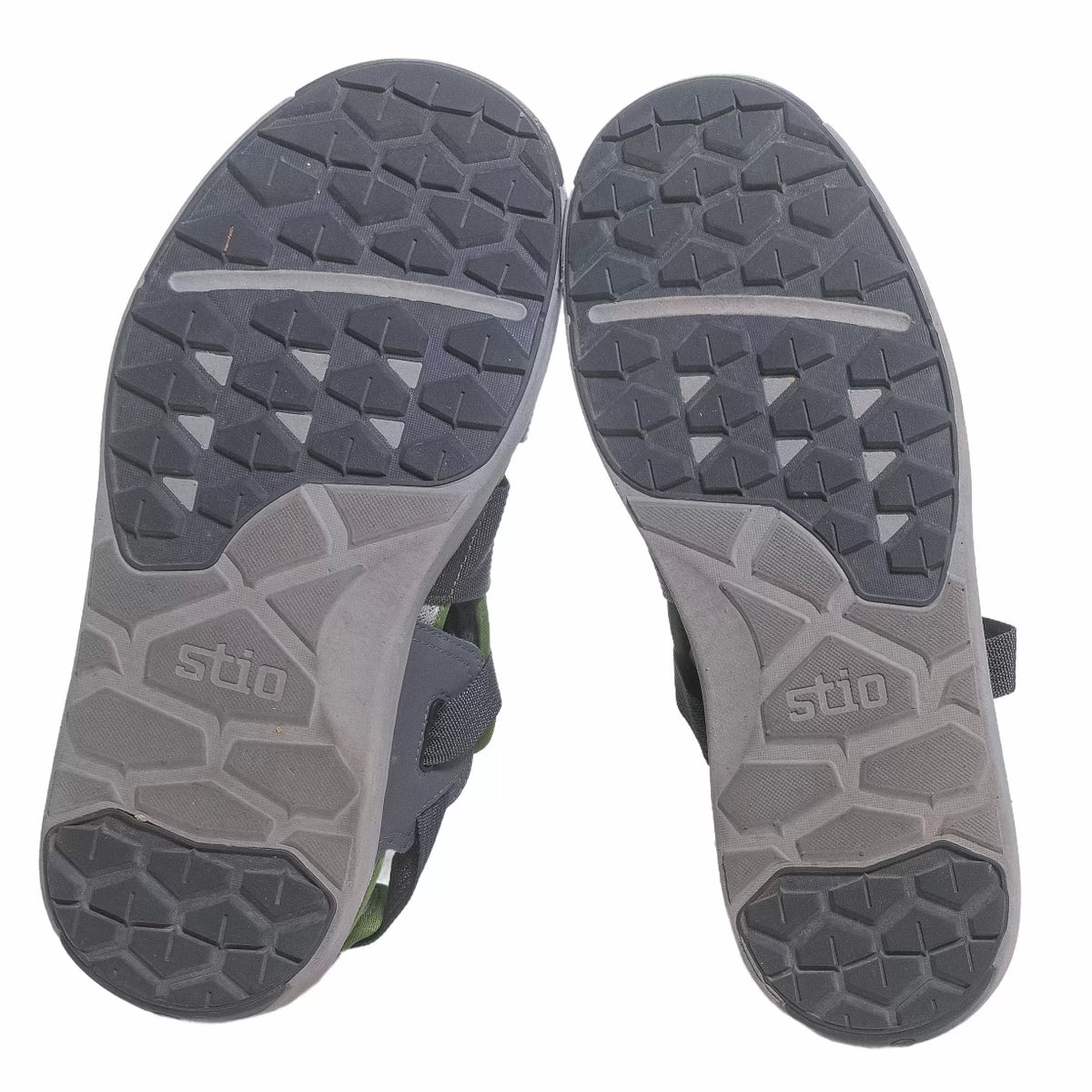 11.5Gray
