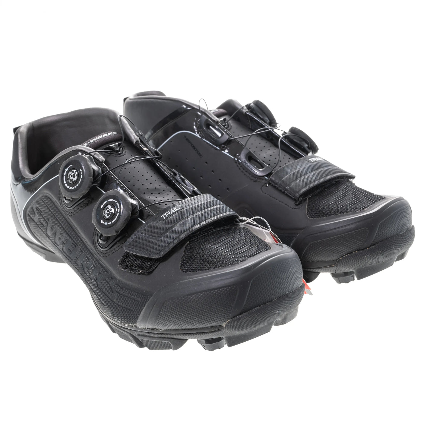 38Black/Red