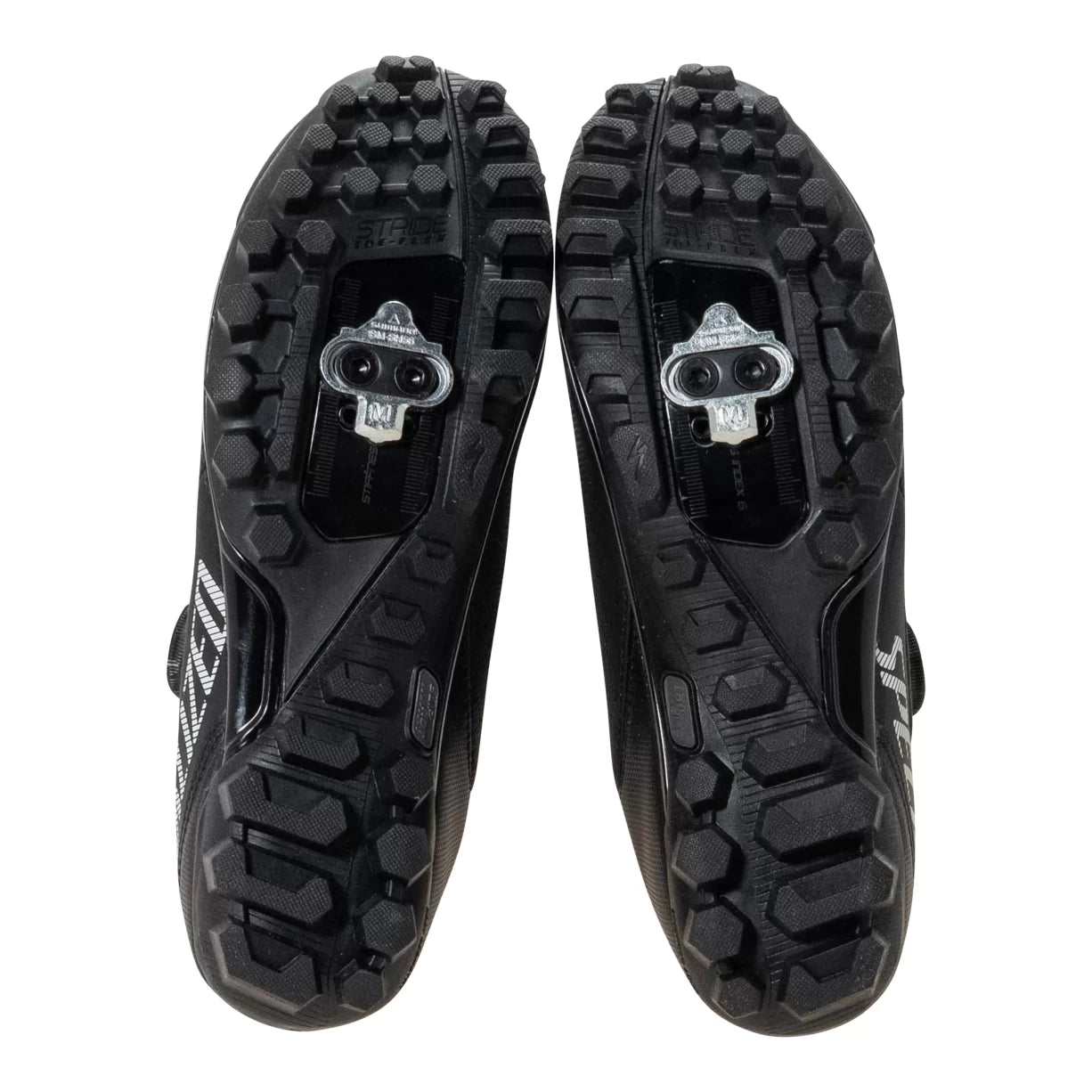 39.0Black