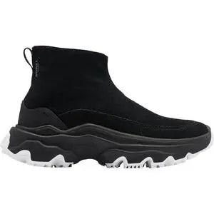 8Black/White