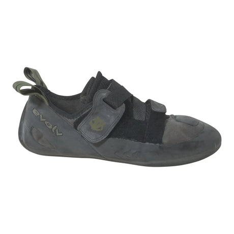 11Black